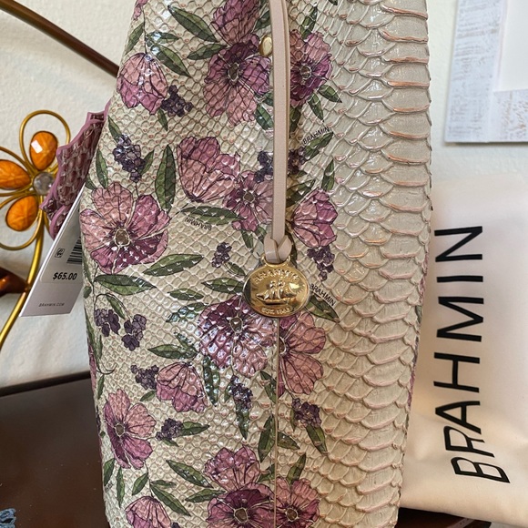 SOLD!!   Amelia in Ivory  Labyrinth + Pink Icing magnolia! - Picture 10 of 13